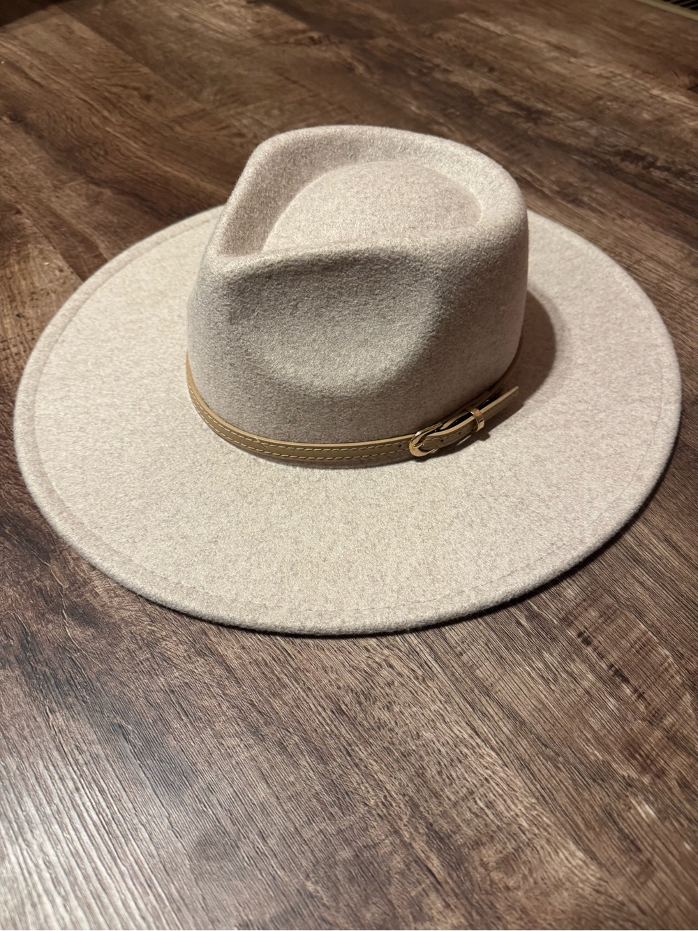 Beige Wool-Blend Fedora with Tan Leather Band
